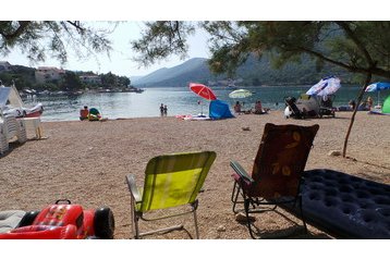 Horvātija Byt Grebaštica, Eksterjers