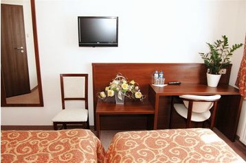 Полша Hotel Краков / Kraków, Екстериор