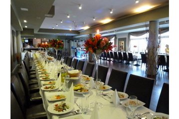 Полша Hotel Краков / Kraków, Екстериор