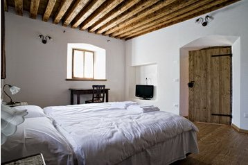 Italia Penzión Peaio, Exteriorul