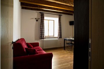 Italia Penzión Peaio, Exteriorul