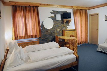 Италия Hotel Mazzin, Интерьор