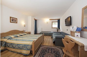 Italija Hotel Stava, Eksterijer