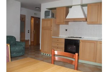 Италия Hotel Cembra, Екстериор