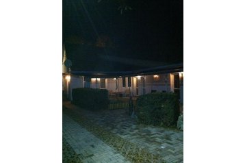 Ungaria Penzión Makó, Exteriorul