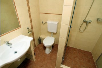 Пансіонат Lipót 1