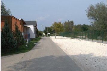 Slovensko Chata Štúrovo, Exteriér