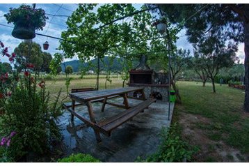 Hellas Byt Vourvourou, Eksteriør