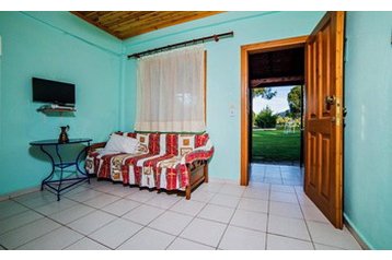 Hellas Byt Vourvourou, Eksteriør