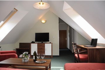 Чехия Hotel Valtice, Экстерьер