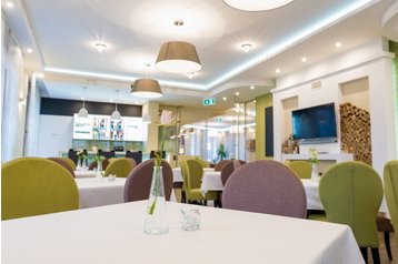 Węgry Hotel Debreczyn / Debrecen, Zewnątrz