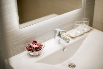 Węgry Hotel Debreczyn / Debrecen, Zewnątrz