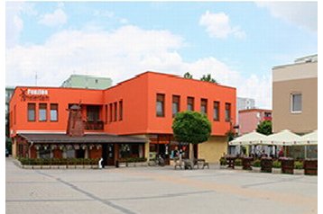 Eslovaquia Penzión Vráble, Exterior