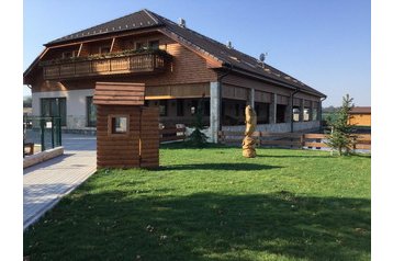 Eslovaquia Penzión Solčany, Exterior