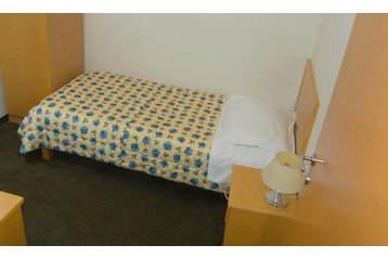 Viesnīca Sežana 1