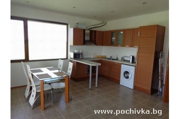 Bulgarije Chata Kosharitsa, Exterieur