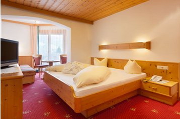 Австрія Hotel Tux, Екстер'єр
