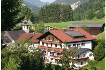 Austria Hotel Pichl, Esterno