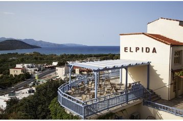 Kreeka Hotel Istro, Eksterjöör