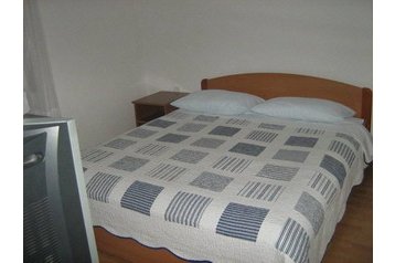 Chorvatsko Privát Lozovac, Exteriér