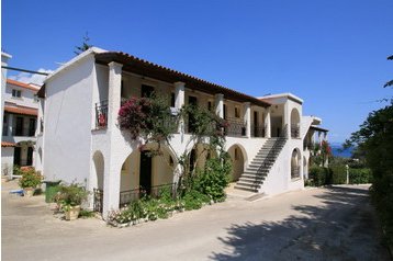 Grecja Hotel Ýpsos, Zewnątrz