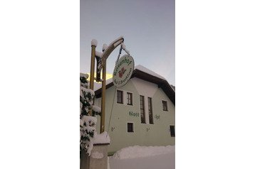 Austria Penzión Ebensee, Exteriorul