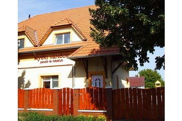 Hungría Penzión Kápolnásnyék, Exterior