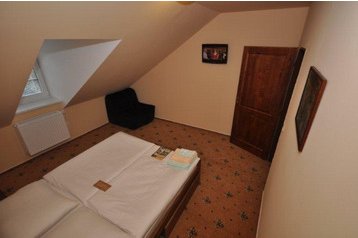 Tšehhi Vabariik Hotel Bouzov, Eksterjöör