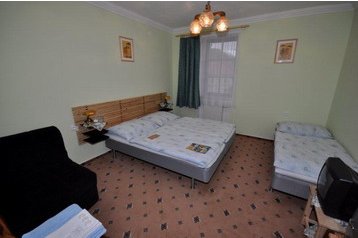 Tšehhi Vabariik Hotel Bouzov, Eksterjöör