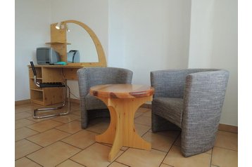 Хотел Broumov 1