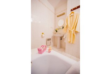 Чехія Hotel Broumov, Екстер'єр