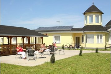 Угорщина Hotel Tiszaug, Екстер'єр