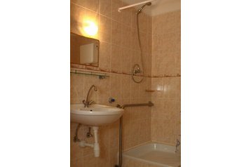Ungari Hotel Tiszaug, Eksterjöör