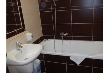 Maďarsko Hotel Komárom, Exteriér