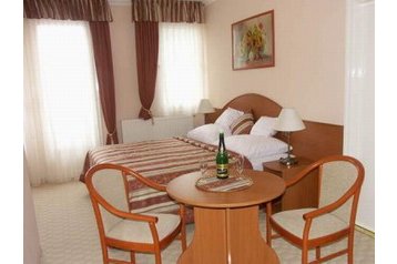 Ungarn Hotel Komárom, Eksteriør