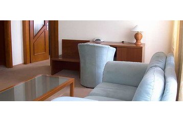 Угорщина Hotel Dunaújváros, Екстер'єр