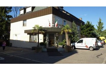 Германия Hotel Neckarsulm, Екстериор