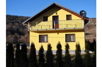 Hrvatska Chata Otočac, Eksterijer