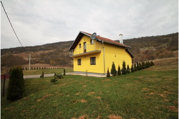 Hrvatska Chata Otočac, Eksterijer