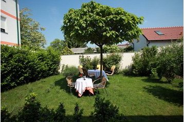 Austria Penzión Frauenkirchen, Zewnątrz