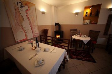 Austria Penzión Frauenkirchen, Zewnątrz