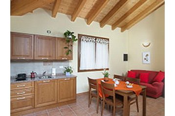 Italie Penzión Pocenia, Extérieur