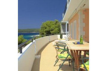 Chorvátsko Privát Potirna, Exteriér