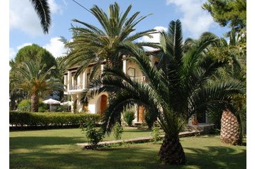 Greece Hotel Róda, Exterior