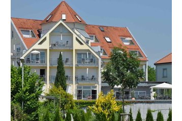 Отель Friedrichshafen 2
