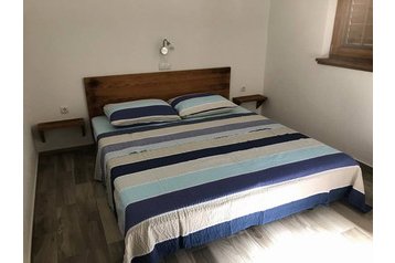 Chorvatsko Privát Kampor, Exteriér