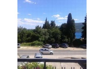 Melnkalne Byt Baošići, Eksterjers