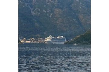 Melnkalne Byt Baošići, Eksterjers