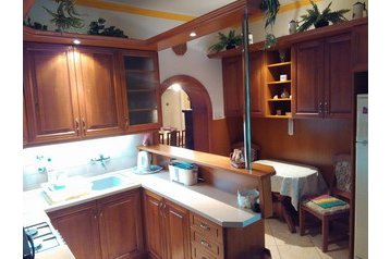 Ungaria Chata Fonyód, Exteriorul