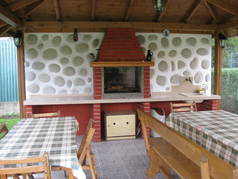 Zahradní posezení z grilem